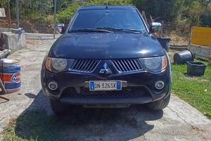 Mitsubishi L200 pick up