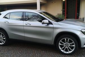 Mercedes Benz  GLA 200 CDI -  4matic -  Automatic
