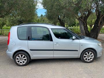 Skoda Roomster 1.2 comoda e spaziosa