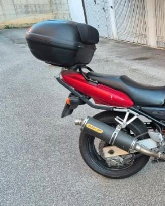 Staffe givi porta bauletto per fazer 600