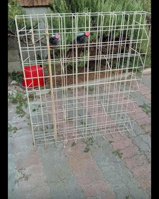 scaffale metallo porta bottiglie inclinate 
