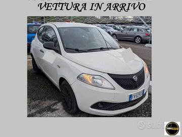 LANCIA Ypsilon 1.2 Benzina-26.000 Km-Neopatentati