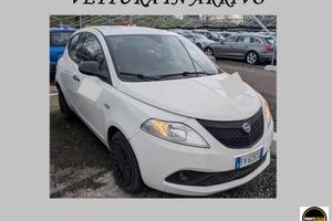 LANCIA Ypsilon 1.2 Benzina-26.000 Km-Neopatentati