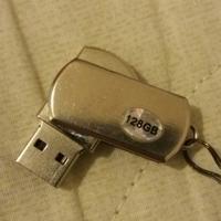 Pendrive 128GB