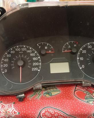 quadro strumenti fiat grande punto 