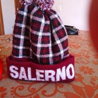 t-shirt e cappellino 