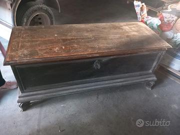 Cassapanca piemontese del '700
