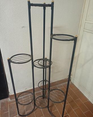 Fioriera ad angolo