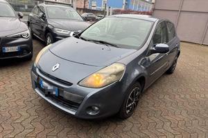 RENAULT Clio 1.2 16V 5 porte Live!