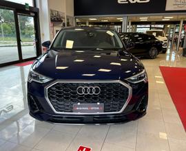 AUDI Q3 SPB 35 TDI quattro S tronic Business Plu