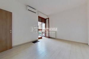 AMPIO BILOCALE CON BOX E CANTINA!