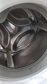 Lavatrice Ariston, come nuova. Usata poco