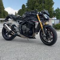 Triumph speed triple 1200 Rs