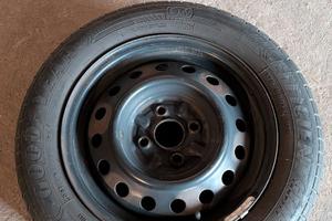 Cerchi ferro Toyota Yaris r14