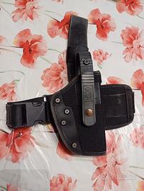 Fondina cosciale nera Vega Holster per Beretta 92