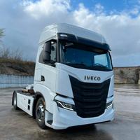 Iveco s-way 530