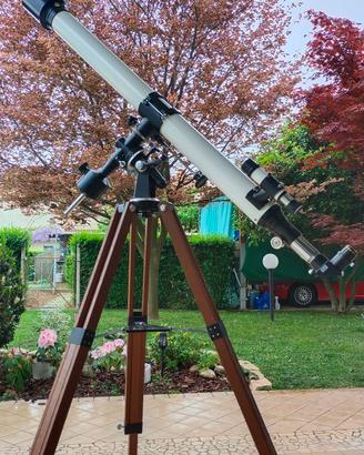 telescopio rifrattore Moon Astronomical F16.4