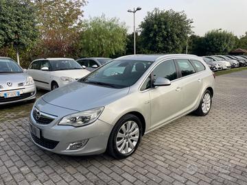 Opel Astra 1.7 CDTI 125CV Sports Tourer Cosmo