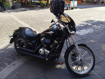 Kavasaki VN 900 custom