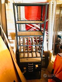 Scaffali Metallici con Cassettiera
