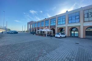 NEGOZIO A CASTIGLIONE DELLE STIVIERE