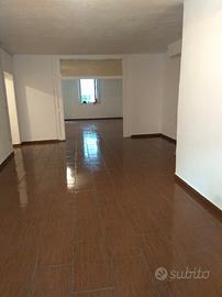 Locale commerciale negozio