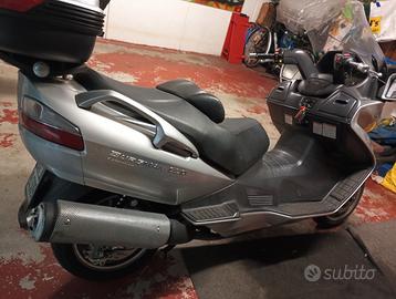 Scooter Suzuki Burgman 650 executive