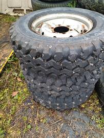 cerchi e gomme Land Rover Defender