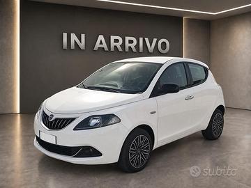 Lancia Ypsilon 1.0 FireFly 70cv S&S Hybrid GOLD