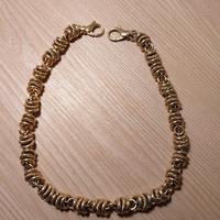 collana con chiusura a doppio moschettone