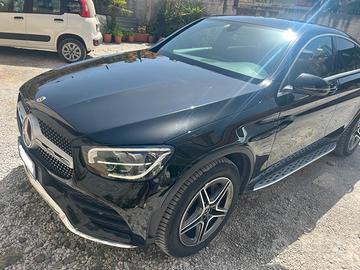 Mercedes- GLC- Coupe- 220d- 4 matic