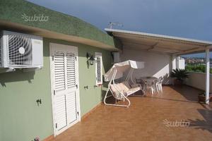 Attico con vista mare