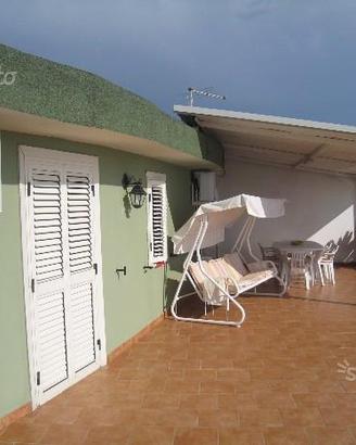Attico con vista mare