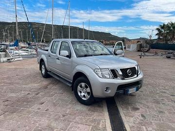 Nissan navara autocarro 2.5 td 190cv