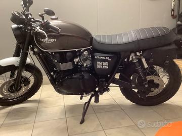 Triumph scrambler 900 parziale permuta vespa epoca