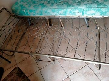 brandina pieghevole con rotelle 