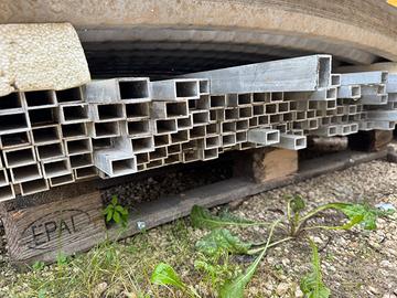 Tubo rettangolare alluminio