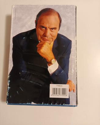 libro di Bruno Vespa "l Amore e il potere" 