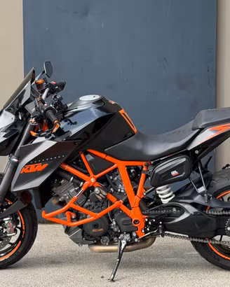 KTM Super Duke 1290 R 2015