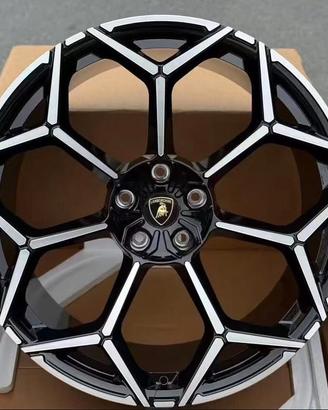 CERCHI IN LEGA LAMBORGHINI URUS FORGIATI R23