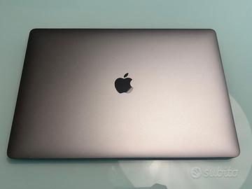 APPLE MACBOOK PRO 15"