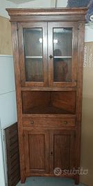 angoliera con vetrinetta