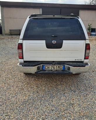 Hard top nissan navara d22