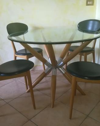 Tavolo in cristallo
