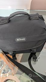 borsa nikon come nuova 