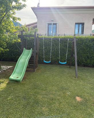 Gioco da esterno in legno