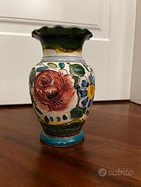 Vaso Deruta fiore artigianale