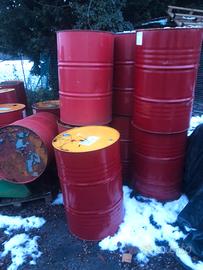 Bidoni in ferro litri 200