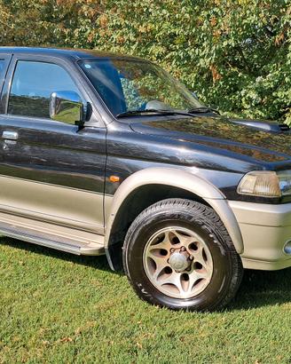 Pajero sport Mitsubishi