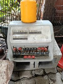  calcolatrice elettromeccanica vintage FacitCA1-13